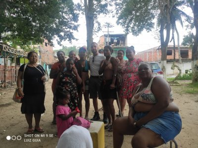 Comunidade São Geronimo 2. Nesta ação entregamos alimentos e conseguimos iniciar uma campanha de doações de moveis, utensilios, alimentos e vestimentas. A necessidade é de tudo